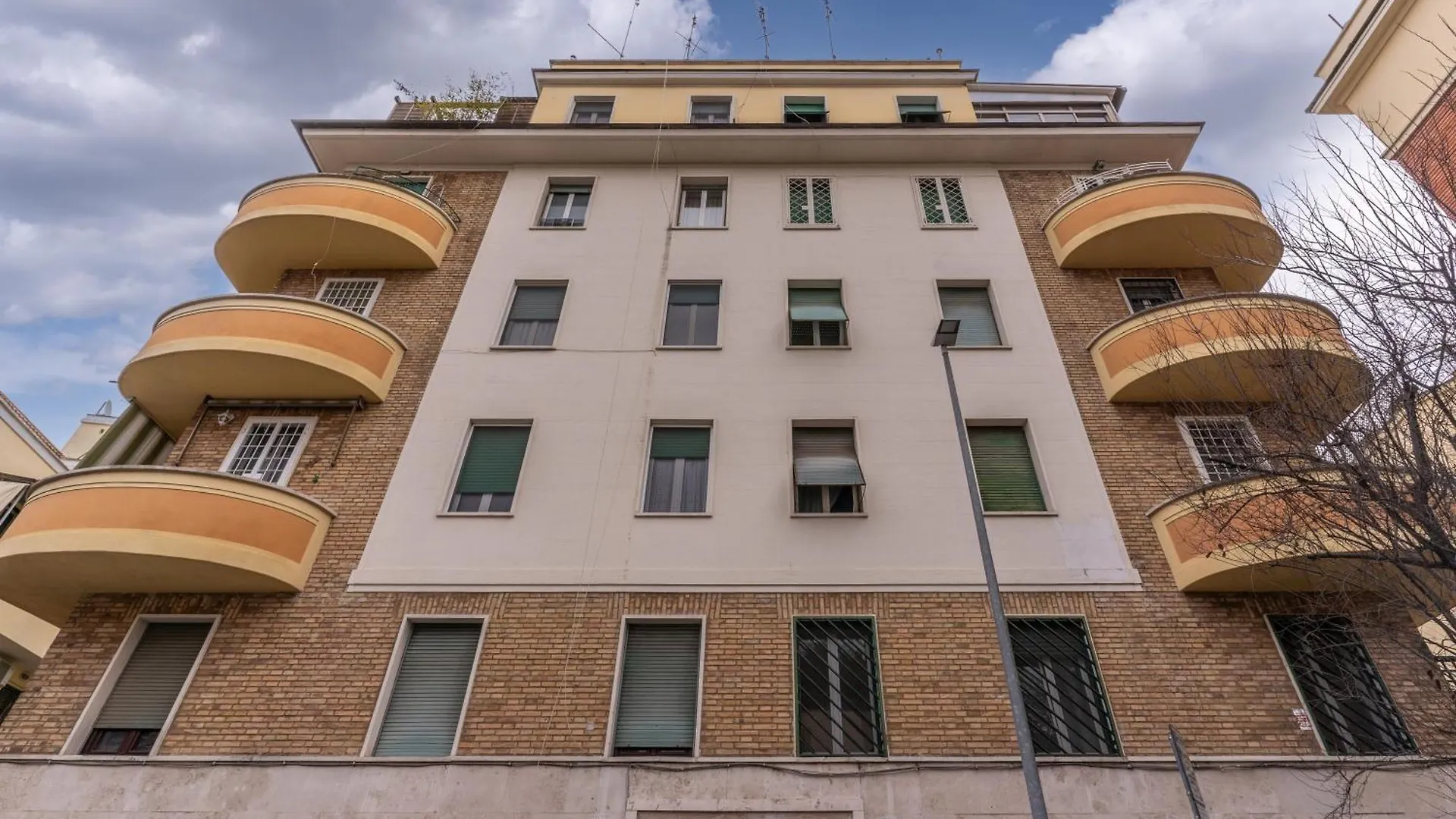 Bright Apartment Near Metro - Cardinals Retreat Rome 0*,  Italy