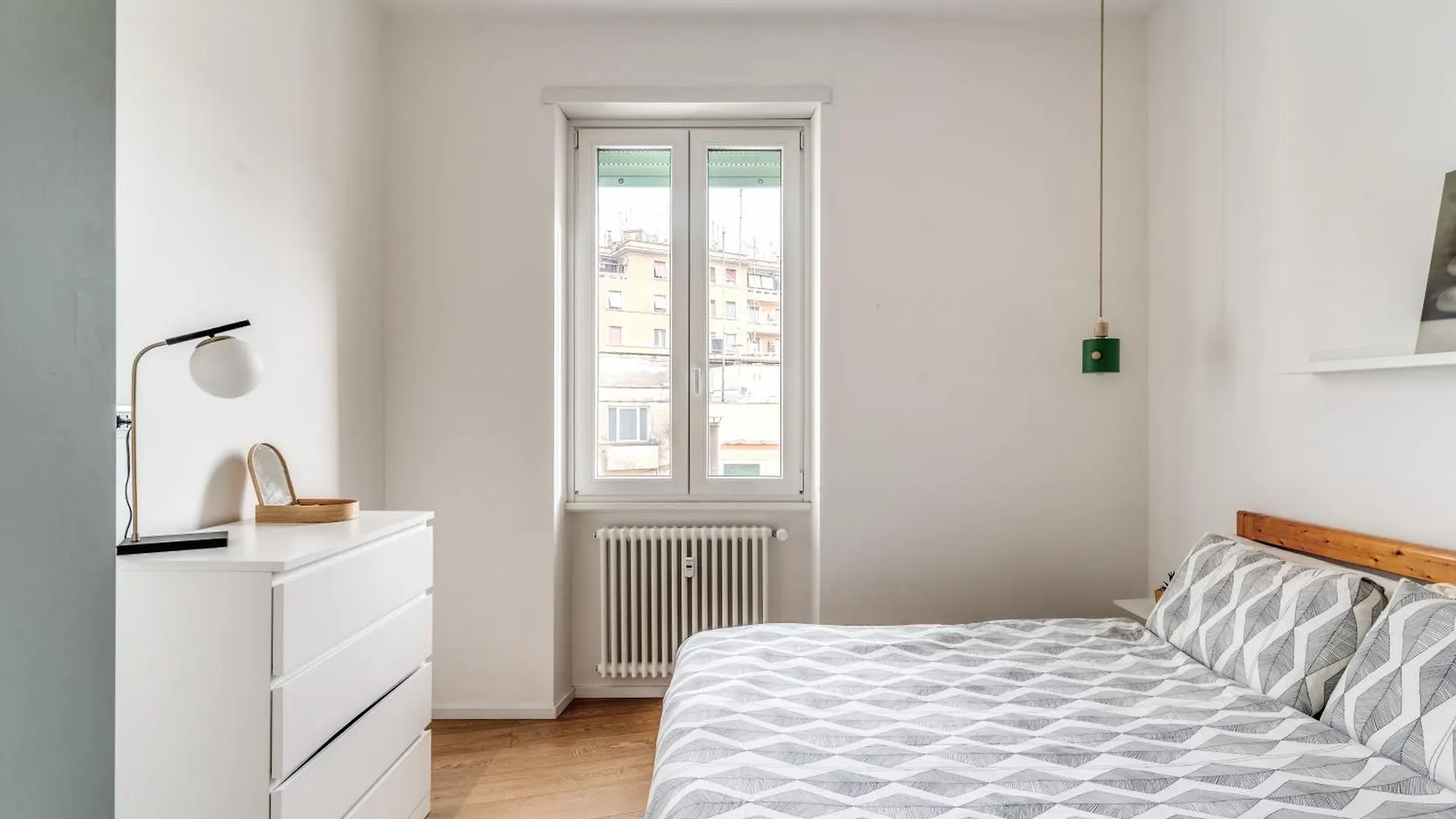 Bright Apartment Near Metro - Cardinals Retreat Rome