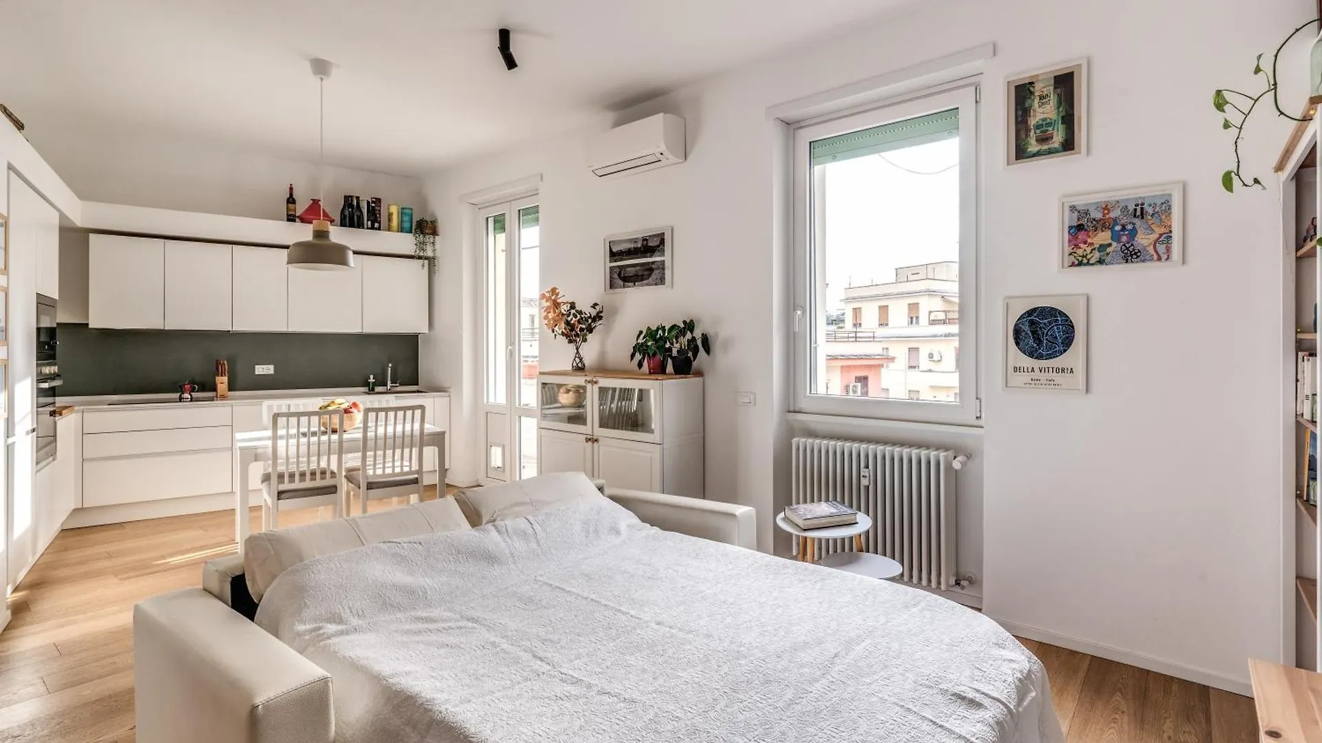 Bright Apartment Near Metro - Cardinals Retreat Rome